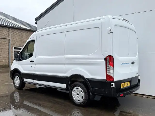 Ford E-Transit 68kWh 184PK L2H2 316km WLTP 95,4% (SOH) Climate Control Cruise Control CarPlay Naviga...