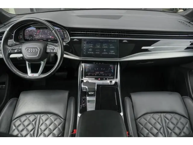 Audi Q7 60 TFSIe 455pk Competition Panoramadak RS-stoelen Trekhaak *SOH 87%* Laser led Softclose NLa...