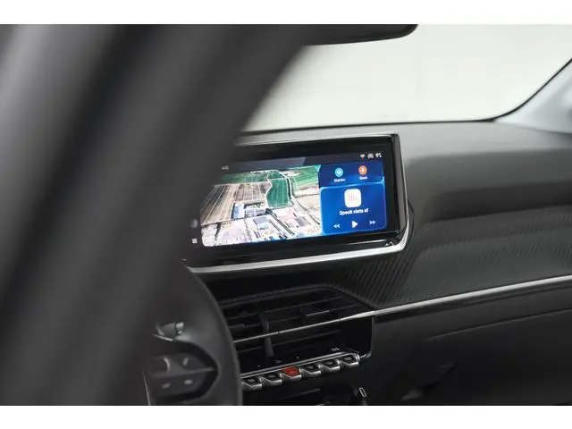 Peugeot 208 Hybrid 110 e-DCS6 Allure | Apple Carplay | Parkeersensoren Voor + Achter | Climate Contr...