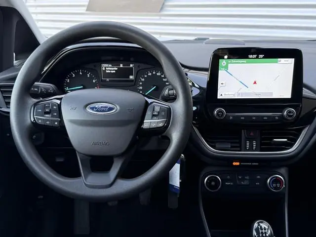 Ford Fiesta 1.1 Trend 2e Eigenaar|Navi|Clima|Carplay|Cruise|PDC|Trekhaak|N.A.P|APK tot 04-2027