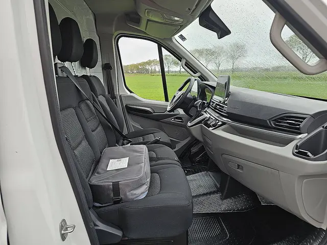 Maxus eDeliver9
