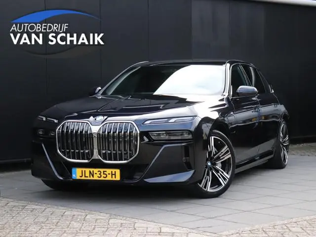 BMW 7-serie 750e xDrive | M SPORT | B&W | MEMORY | PANO |  FOND- THEATER | 4W. STEERING | LEDER | 36...