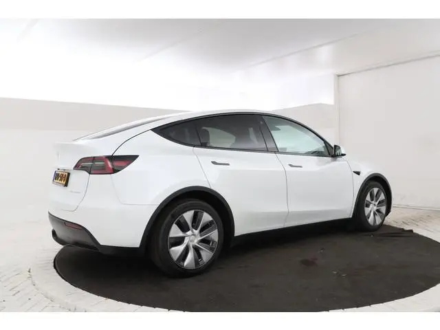Tesla Model Y Long Range AWD 75 kWh Volleder, Stoel/stuurverwarming, Navigatie