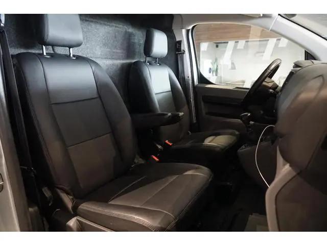 Toyota pro-ace