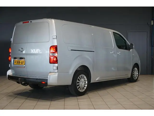 Toyota PROACE Worker 2.0 D-4D Professional Long + CAMERA / KEYLESS / NAVIGATIE