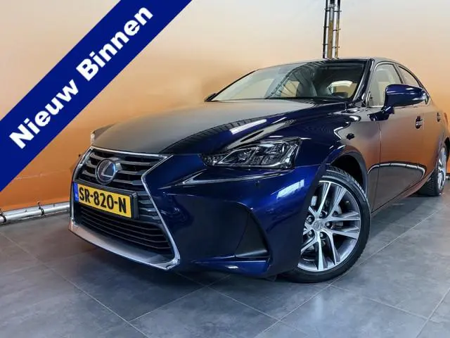 Lexus IS 300h Hybrid Business Line navi | clima | adaptive cruise | semi leer | stoelverw | lmv | me...