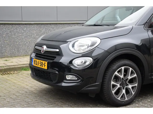 Fiat 500 X 1.6 Lounge | elektrisch glazen panorama-dak | lendensteun | Navigatie |