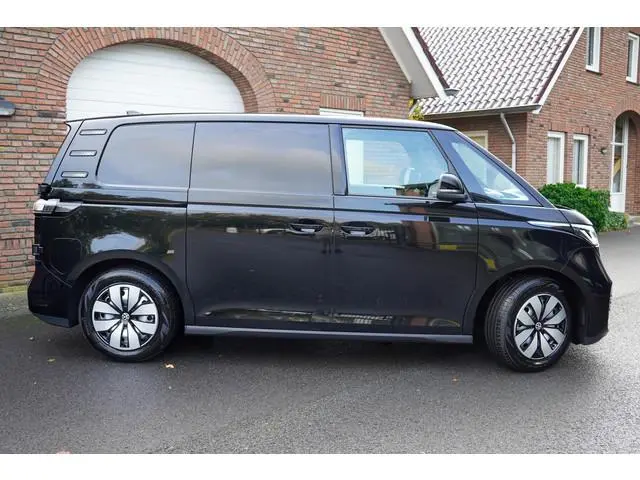 Volkswagen ID. Buzz Cargo 79 kWh 286PK 2027 MODEL A-Deuren TREKHAAK Side Assist ACC Travel Assist