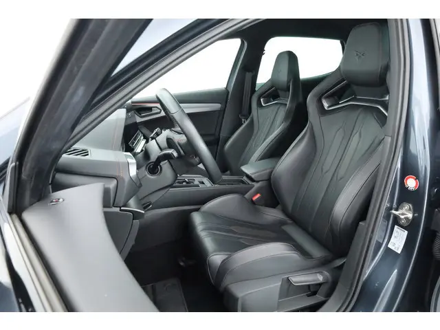 CUPRA Formentor 1.4 e-Hybrid 245PK VZ Copper Edition | Kuipstoelen | Cupra-Stuur | Elek. Trekhaak |...