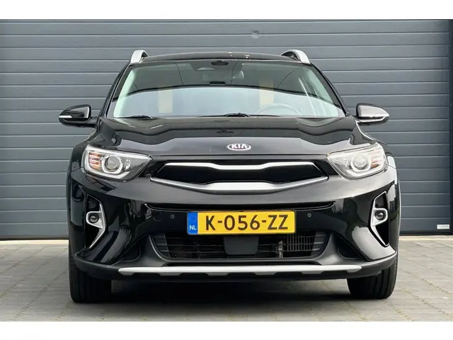 Kia Stonic 1.0 T-GDI MHEV 120pk DynamicPlusLine 30186KM! LEER TREKHAAK CAMERA