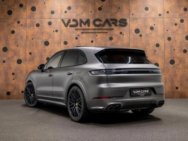 Porsche Cayenne 4.0 Turbo E-Hybrid | PCCB | Carbon | Burmester | Massage | PDCC | InnoDrive |