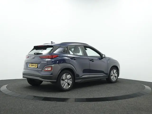 Hyundai Kona EV Comfort 64 kWh | Carplay navigatie | Camera | Cruise control