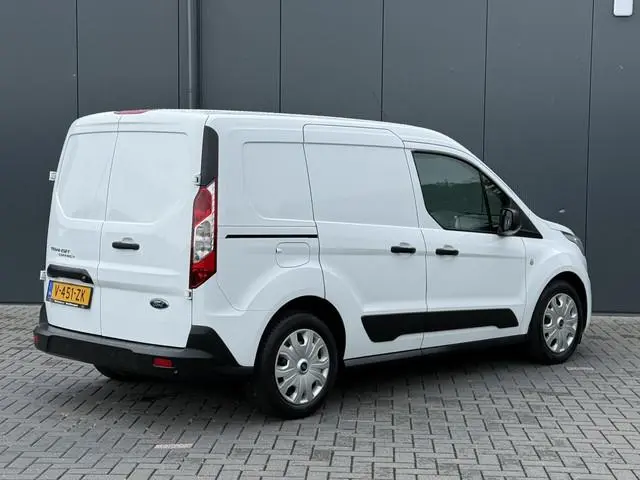 Ford Transit Connect 1.0 Ecoboost 100 PK / BENZINE / BPM VRIJ / L1H1 / 1e EIG. / CAMERA / AIRCO / NA...