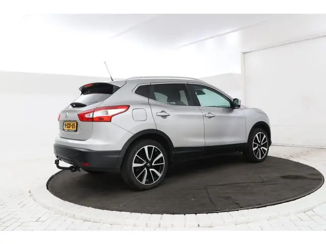 Nissan Qashqai 1.2 Tekna Automaat, Navigatie, 360 camera