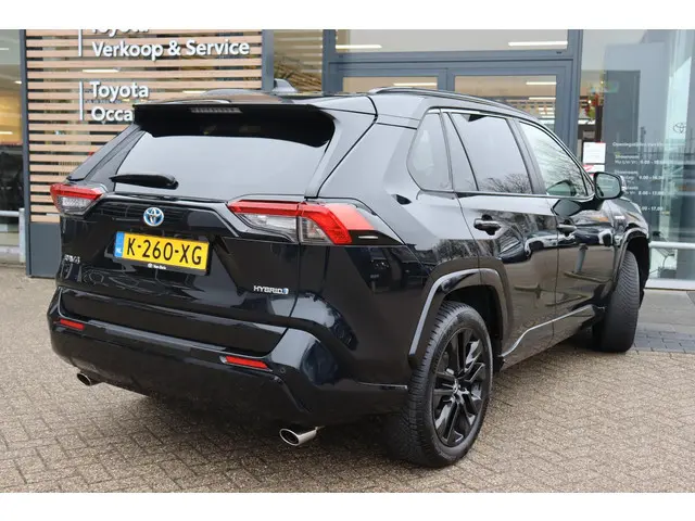 Toyota RAV4 2.5 Hybrid Black Edition , Stoelverwarming , 360 graden camera