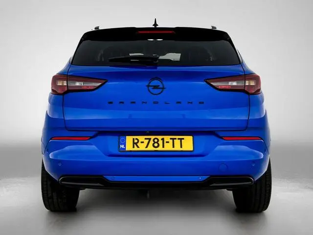 Opel Grandland 1.6 Turbo Plug-In Hybrid Ultimate | 360° Camera | Leder | Stoelverwarming | Navigatie