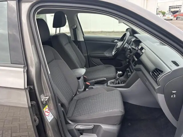 Volkswagen T-Cross 1.0 TSI Life Camera Navi Stoelverwarming