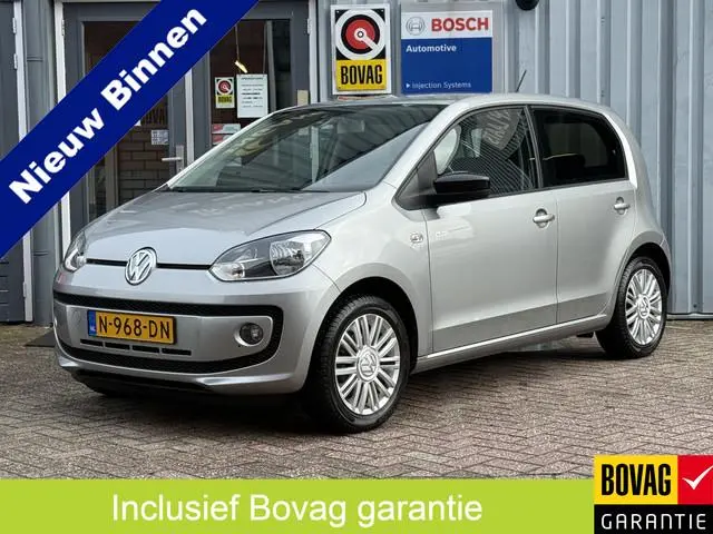 Volkswagen Up! 1.0 high up! | STOELVERW. | PDC | CRUISE | AIRCO | 5DRS | LICHTMETAAL |