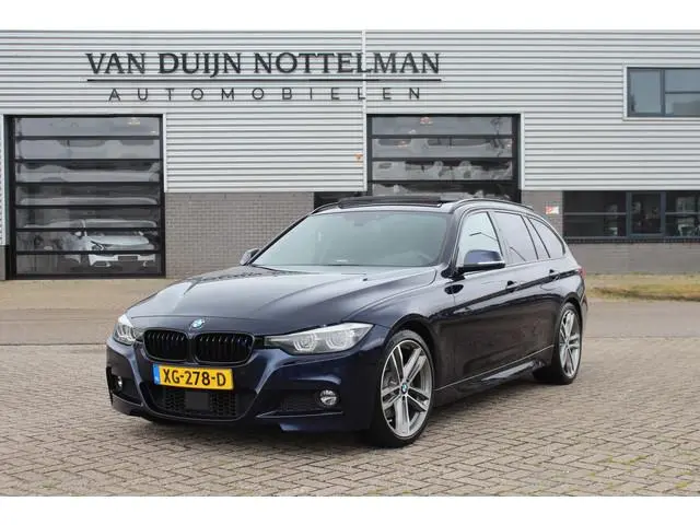 BMW 3-serie Touring 320i M Sport Edition / Panoramadak / Harman Kardon / N.A.P.