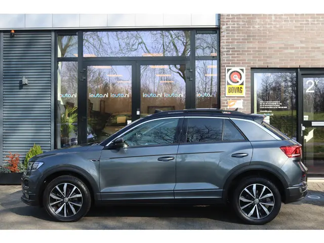 Volkswagen T-Roc 1.5 TSI 150PK DSG R-Line Pano/Leder/Beats/Keyless/Camera/Virtual Cockpit/LED/ACC/Ca...