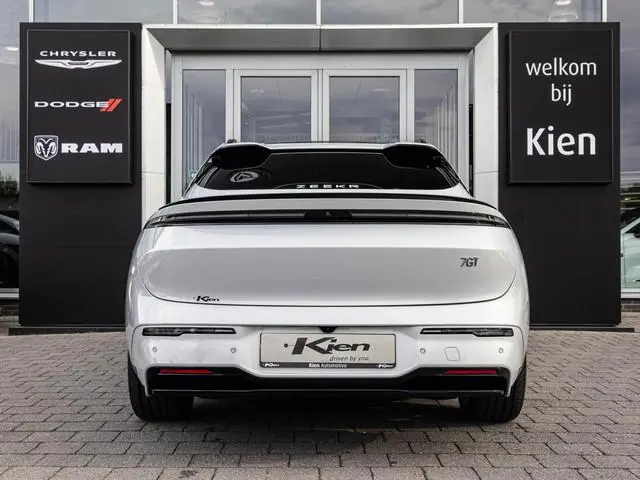 Zeekr 7GT