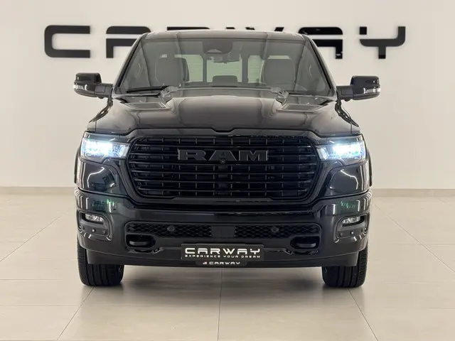 Dodge Ram MY25 Laramie High Spec SST 3.0L TT 420pk pass.scherm