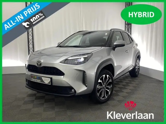 Toyota Yaris Cross 1.5 Hybrid 115 First Edition Automaat | Apple CarPlay | Navi | Stoel/Stuurverwarm...