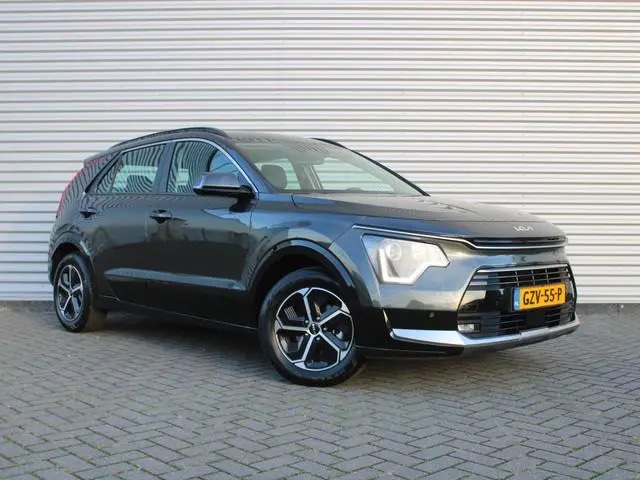Kia Niro 1.6 GDi Hybrid DynamicLine | Camera | Cruise adapt. | Clima | 16" LM | Navi | Keyless | App...