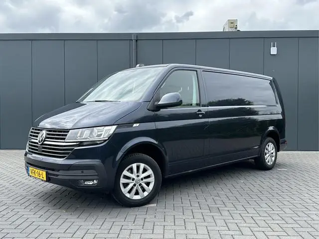 Volkswagen Transporter 2.0 TDI 111 PK HIGHLINE / STARLIGHT BLUE METALLIC / L2H1 / TREKHAAK / CAMERA...