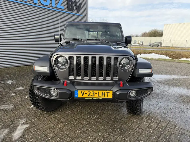 Jeep JEEP GLADIATOR RUBICON 3.6L V6 5 Zitplaatsen Trekhaak Tonneau cover Carplay Leder LED BTW