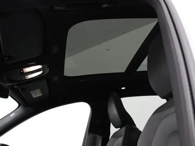 Volvo XC60 2.0 T6 Plug-in hybrid AWD Automaat Plus Dark Adaptieve cruise control Leder Navigatie Goo...