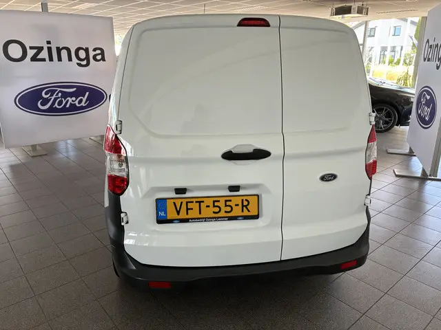 Ford Transit Courier