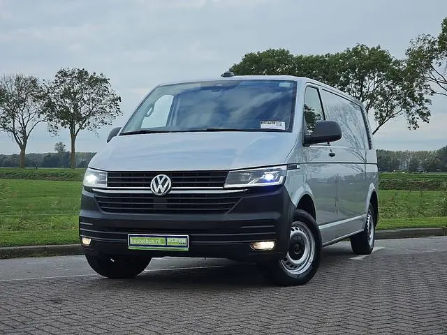 VOLKSWAGEN TRANSPORTER 2.0 TDI L2H1 LED Navi Automaat WP-Inrichting Airco Carplay Adaptieve Cruise C...