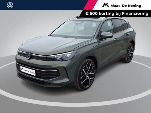 Volkswagen Tiguan 1.5 eHybrid 150KW/204pk DSG Life Edition Panoramadak · Trekhaak · 360°Camera + Par...