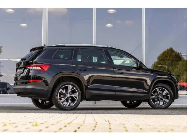 ŠKODA Kodiaq 1.5 TSI Business Edition | Canton | 19" | Camera