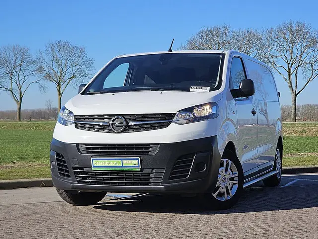 OPEL VIVARO 1.5 ac carplay euro6