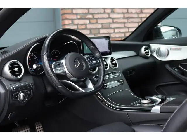 Mercedes-Benz C-klasse Cabrio 220 d AMG Line | Airscarf | Burmester | Surround Camera | Leder | Keyl...