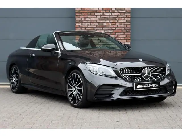 Mercedes-Benz C-klasse Cabrio 220 d AMG Line | Airscarf | Burmester | Surround Camera | Leder | Keyl...