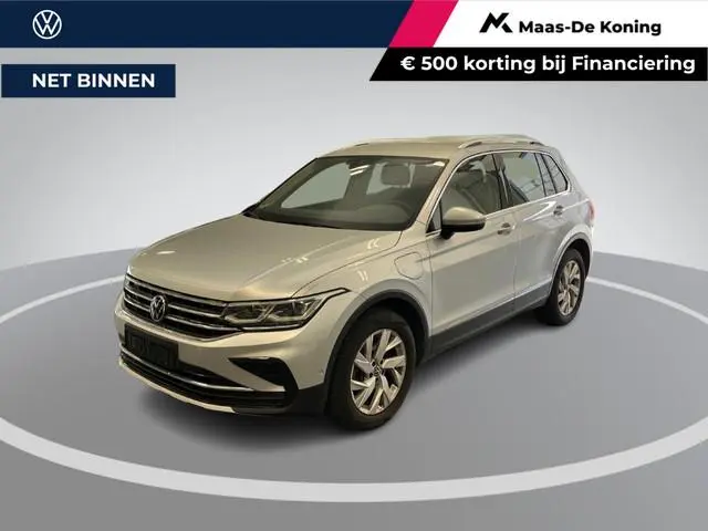 Volkswagen Tiguan 1.4 TSI 245pk DSG eHybrid Elegance · 360 Camera · Wegklapbare Trekhaak · Apple/And...