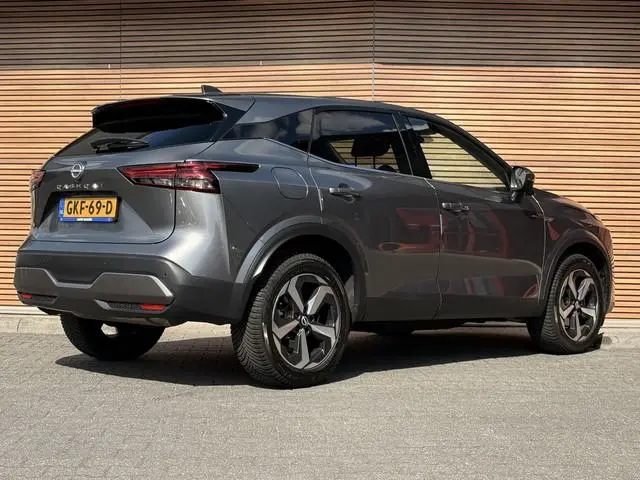 Nissan Qashqai 1.3 MHEV Xtronic N-Connecta Navi / Camera / Lm Velgen / Adapt. Cruise