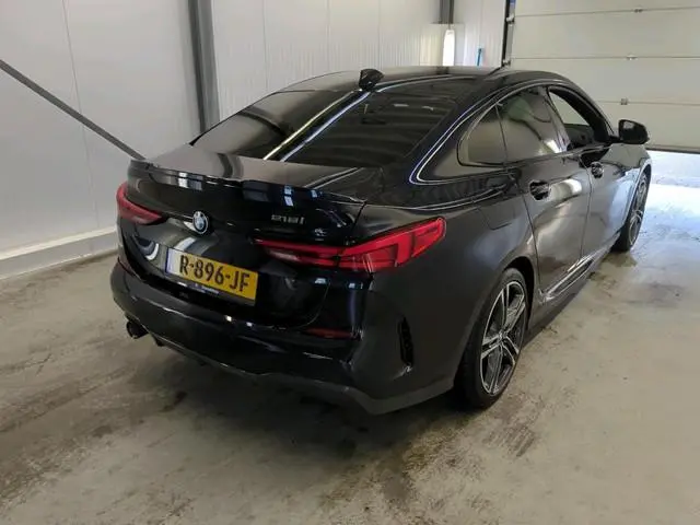 BMW 2-serie Gran Coupé 218i M Sport LED Carplay Cruise Control 18 inch HiFi Pakket Live cockpit pro...