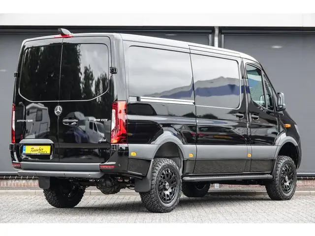 Mercedes-Benz Sprinter 4x4 319Cdi 190Pk 9G-tronic | L2H1 | 2x Schuifdeur | 4WD | AWD | Bullbar | Tre...
