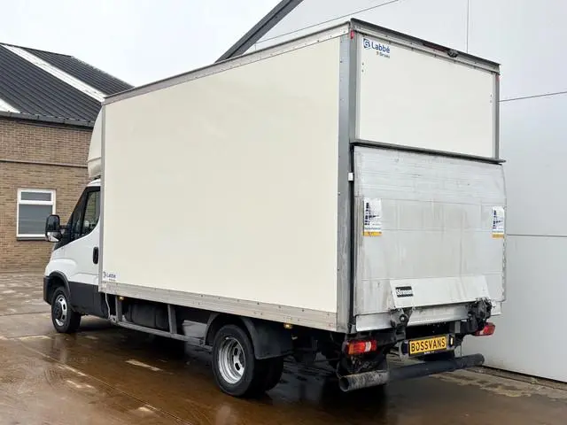 Iveco Daily 35C16 3.0 160PK Laadklep Zijdeur Camera Climate Control Bluetooth Bakwagen Meubelbak Kof...