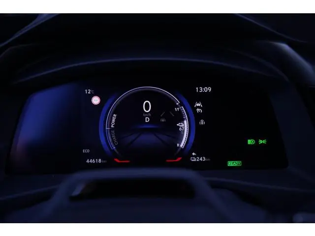 Lexus RZ
