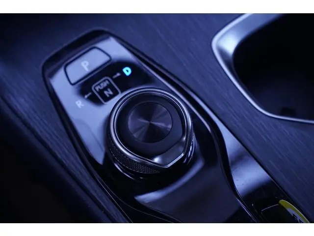 Lexus RZ