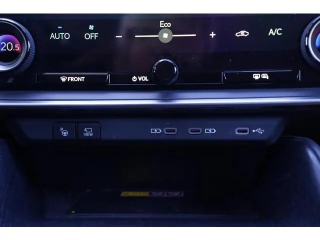 Lexus RZ