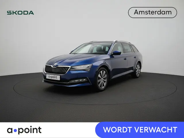 Skoda Superb 1.4 TSI iV Style 218 pk Automaat (DSG) | Navigatie | Parkeersensoren (Park assist) | Ac...