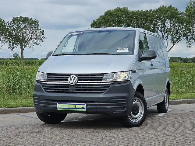 VOLKSWAGEN TRANSPORTER 2.0 TDI l1h1 navi automaat