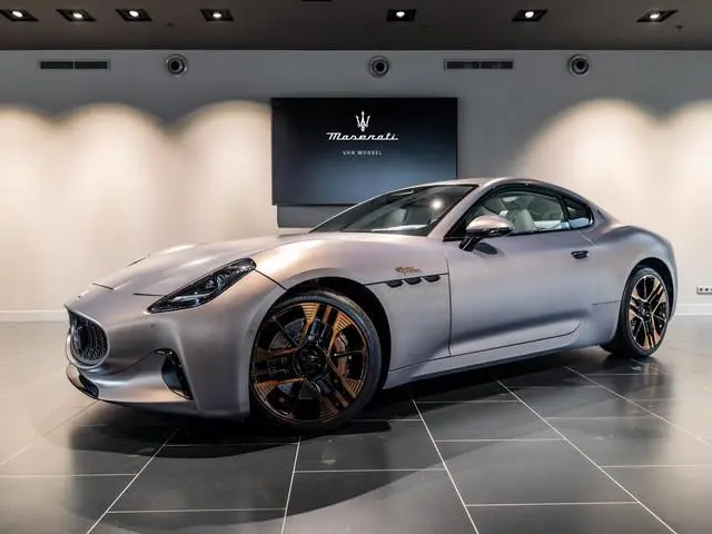 Maserati GranTurismo Folgore | 760 PK | Stoel- en Stuurverwarming | 360° Camera | Luchtvering | Sonu...
