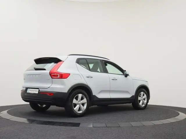 Volvo XC40 1.5 T3 Momentum | Navigatie | Stoelverwarming |